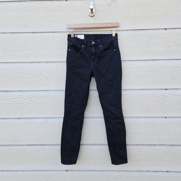 Gap Midrise True Skinny jeans in Black Rinse size 4/27 - Picture 1 of 10